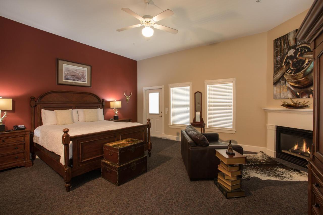 King Room with Balcony,756387802:JPEG